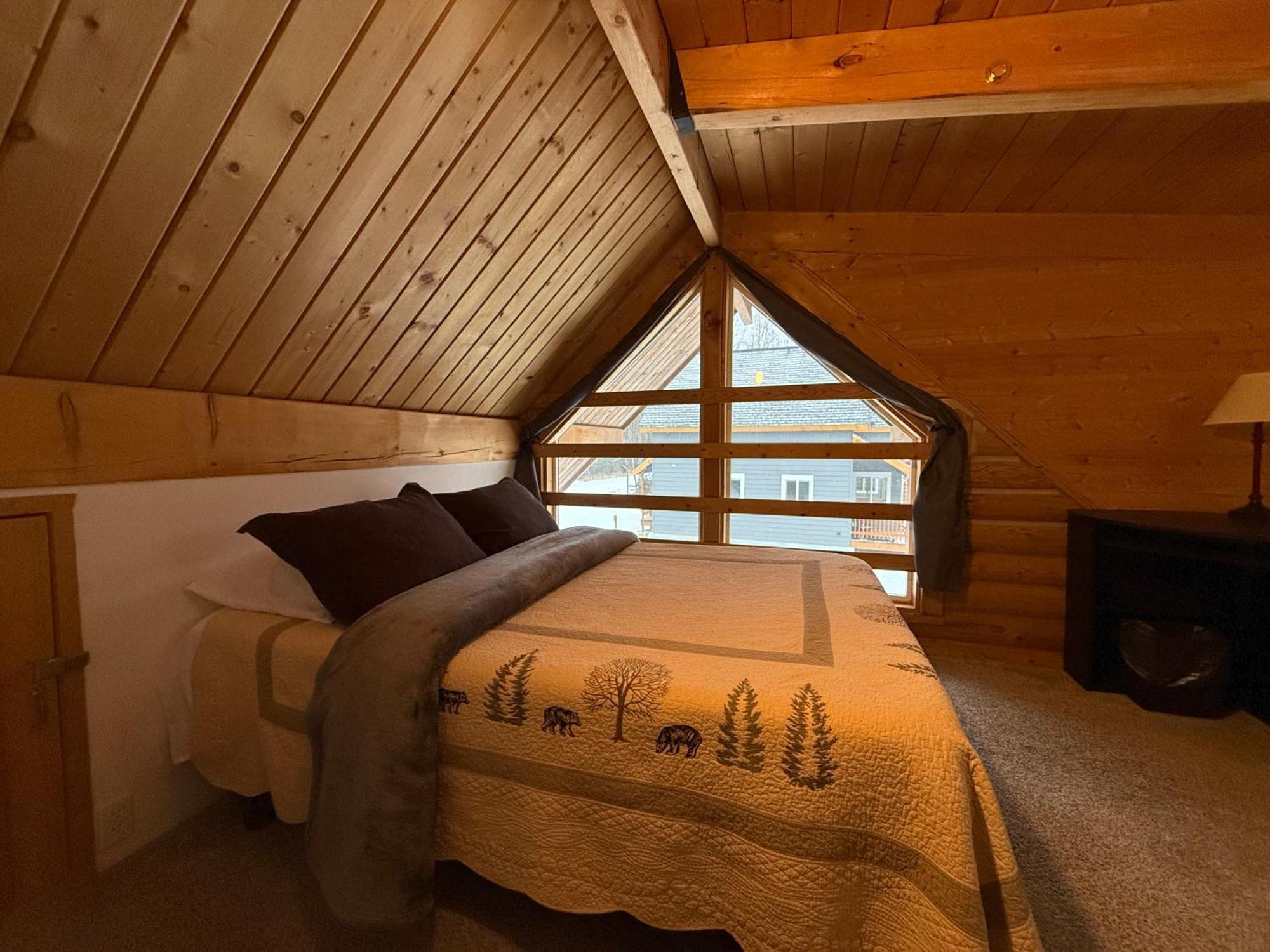 Talkeetna Log Cabin With Hot Tub Unit 1 Exterior photo
